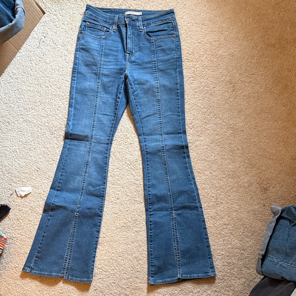 Levi’s 726 HIGH RISE FLARE SPLIT HEM WOMEN'S JEANS